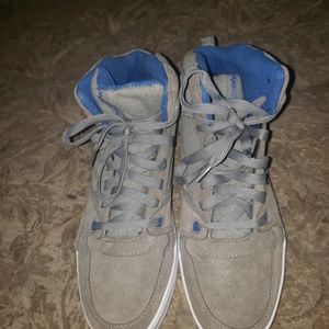 Maui & Sons Axle Mid Men's Skate Shoes Suede US Size 12 Gray /Blue EUC